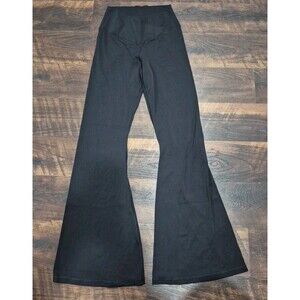 Offline By Aerie Real Me High Rise Flare leggings Size Large Black